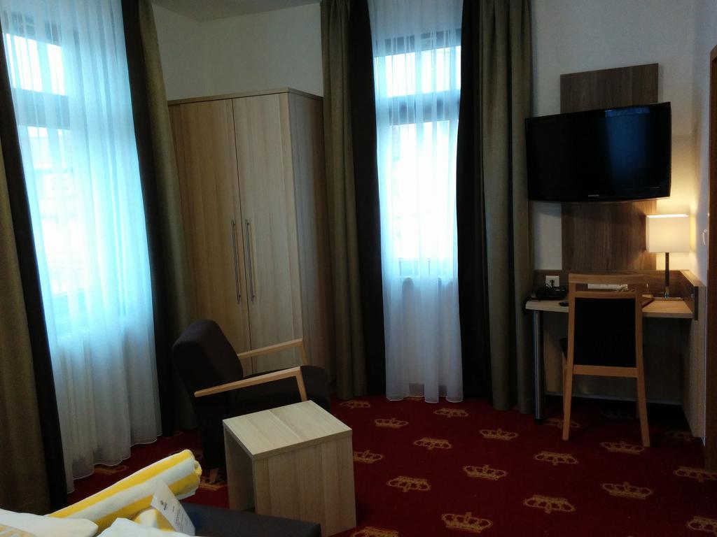 Wellness Hotel Garni Krone Baiersbronn Exteriör bild