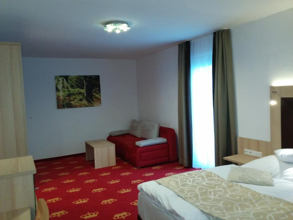 Wellness Hotel Garni Krone Baiersbronn Exteriör bild