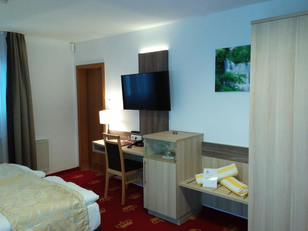 Wellness Hotel Garni Krone Baiersbronn Exteriör bild