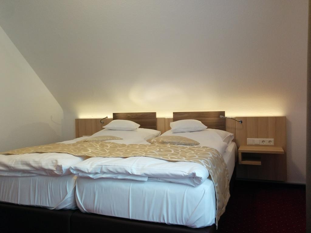 Wellness Hotel Garni Krone Baiersbronn Exteriör bild