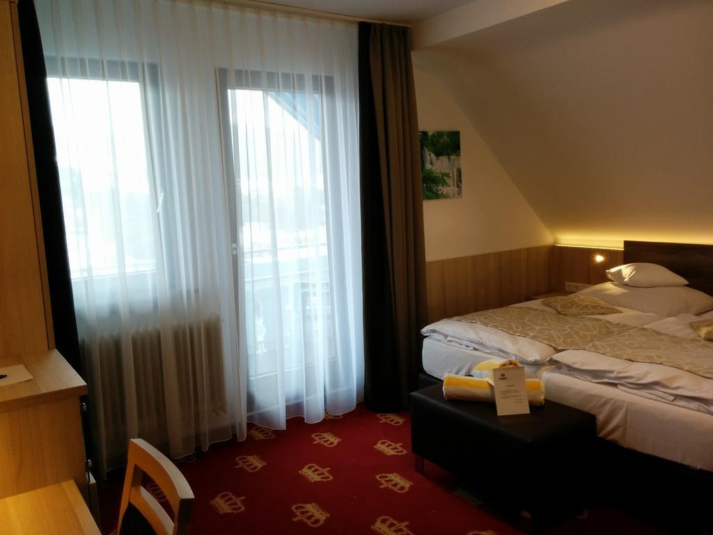 Wellness Hotel Garni Krone Baiersbronn Exteriör bild